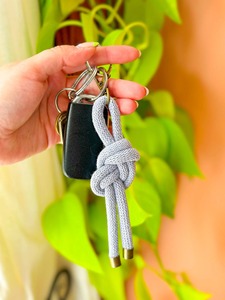 Knot Design Macrame <b>Key</b> Chain Handmade Boho Style Decorative Keyring for Bags <b>Purse</b> Car Hanging Gift Accessory Home Decor - Product Image 2