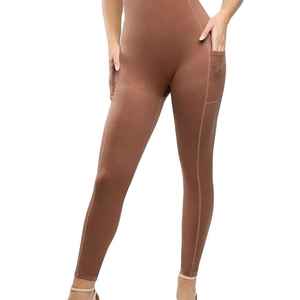 Mono de yoga sin espalda para mujer, personalizado al por mayor, con cuello en V profundo, sin mangas, de secado rápido, transpirable, de poliéster/algodón - Product Image 3