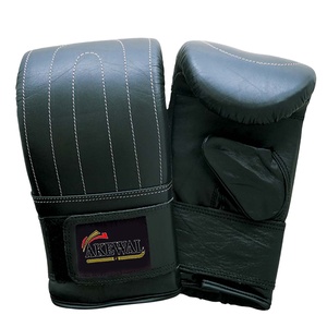 Gants de boxe d'entraînement AKEWAL en cuir de vachette, best-sellers - Légers et imperméables, logo personnalisé, qualité supérieure - Product Image 1