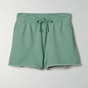 Nouvel ensemble décontracté deux pièces en tricot pour femme : T-shirt et short cycliste pour le printemps - Product Image 5