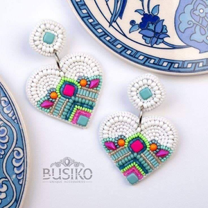 Joyería Ecológica Clásica Ligera Hecha a Mano con Bordado de Algodón con Cuentas en Forma de Flor Inspirada en la Naturaleza por MULTI CRAFT - Product Image 3