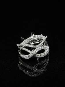 Anillo de cóctel de moissanita chapado en rodio de plata 925 para mujer, estilo punk con diseño de púas, engaste pavé, corte brillante redondo, joyería para fiesta - Product Image 2