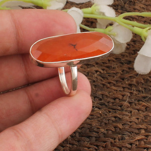 แหวนเงินแท้ประดับพลอยออนิกซ์สีแดงธรรมชาติ ดีไซน์คลาสสิก สำหรับผู้หญิง ของขวัญแต่งงานและวันครบรอบ เครื่องประดับแท้ ขายส่ง - Product Image 1