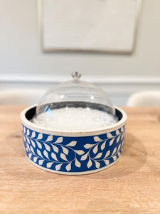 Présentoir à desserts du Moyen-Orient avec couvercle en acrylique, incrustation en résine à motif de feuilles, base en bois, vaisselle réutilisable pour Ramadan et Aïd, vente en gros - Product Image 5
