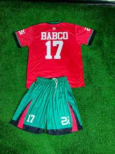 Nouveau maillot de football à manches longues antibactérien personnalisable de haute qualité 100% polyester, ensemble uniforme 2 pièces en vente - Product Image 4