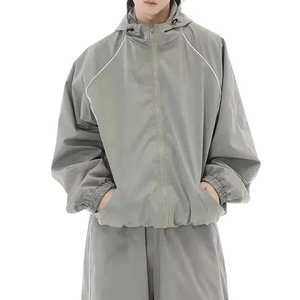 Veste coupe-vent pour homme de haute qualité avec logo personnalisé, ensemble de survêtement en nylon surdimensionné, fonction coupe-vent pour adultes - Product Image 2