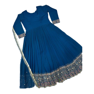Ensemble de robe Anarkali pour femmes, tenue de soirée, avec dupatta et pantalon, look élégant et stylé - Product Image 1