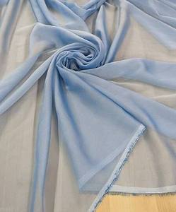 Tissu en Chiffon de Polyester Léger, Transparent, Doux, Fluide, Surface Lisse pour Robes de Soirée, Foulards, Blouses - Vente en Gros - Product Image 1