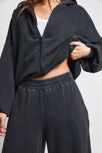 Ensemble de survêtement OEM oversize délavé pour femme, haute élasticité, séchage rapide, résistant au vent, avec fermeture éclair, pour l'automne - Product Image 2