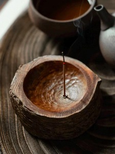 Brûleur d'encens en bois massif avec récupérateur de cendres, porte-encens rustique fait main pour la décoration intérieure, l'aromathérapie, utilisation personnalisée - Product Image 4