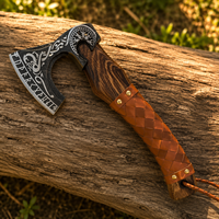 Ensemble de 5 haches vikings nordiques faites à la main, ensemble d'haches vikings - Cadeaux vikings pour hommes, meilleur cadeau pour lui, cadeau pour les demoiselles d'honneur, hache avec fourreau