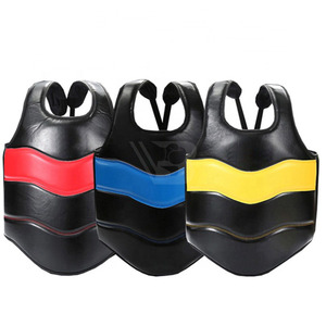 Protection de Poitrine de Boxe Personnalisée de Qualité Supérieure, Nouvelle Arrivée, Vêtements de Sport pour Hommes, Tenue d'Entraînement en PU et Cuir de Haute Qualité - Product Image 1