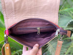 Sac à main en cuir véritable sac à bandoulière multicolore de style attrayant sac à main en cuir recyclé imprimé animal - Product Image 6