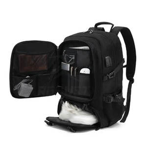 Mochila Deportiva ROBUST INDUSTRIES Ligera con Capacidad de 30-40L, Espacio para Ropa, Zapatos y Artículos Personales, Servicio OEM - Product Image 2