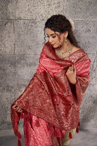 Sari Banarasi pour femmes, luxe, bordure Zari, design de créateur, pour mariage, fête, tenue traditionnelle indienne, ethnique, avec blouse, hiver et été - Product Image 2