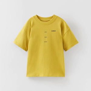 เสื้อยืดแขนสั้นสีเหลืองพิมพ์ลายตัวอักษร คอกลม ผ้าฝ้ายเจอร์ซีย์ลำลอง สำหรับเด็กผู้ชาย - Product Image 1