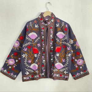 Chaqueta Bordada Suzani Gris, Chaqueta de Algodón Boho Multicolor con Flores, Abrigo Étnico Hecho a Mano para Mujer, Cuello Alto, Estilo Vintage - Product Image 1