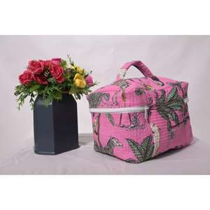 Organisateur de maquillage matelassé en coton à imprimé animal fait main, grande trousse de toilette de voyage, pochette de rangement avec fermeture éclair - Product Image 3