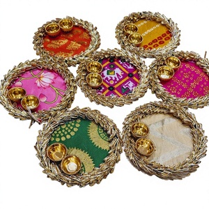 Plato Decorativo para Kumkum y Roli para Rakhi, Regalos de Agradecimiento y Uso Festivo, Mini Thali para Kumkum y Roli para Regalos de Rakhi y Uso Festivo - Product Image 1