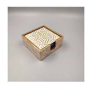 Dessous de verre en bois faits à la main de haute qualité Design unique pour thé café bière meilleure qualité du fabricant en vente! - Product Image 3