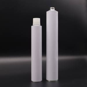Fabricant vietnamien de tubes de coloration capillaire en aluminium écologiques 50ml-100ml avec logo personnalisé et finition mate/polie - Product Image 4