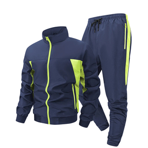 Conjunto deportivo impermeable reflectante para hombre, con chaqueta cortavientos con cierre y cuello alto y pantalones deportivos, 2 piezas. - Product Image 1