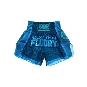 Shorts de Muay Thai sur mesure de qualité supérieure, fabriqués en polyester 100 %, pour l'entraînement aux arts martiaux pour adultes. - Product Image 1