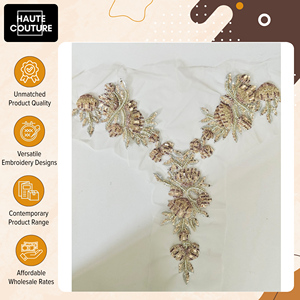 Fabricante de Origen Indio de Apliques Hechos a Mano con Motivos Florales en 3D para Accesorios de Ropa en Oferta - Product Image 4