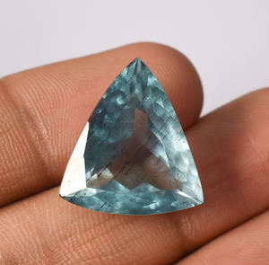 Amazing Lagoon bleu Aigue-marine Excellente pierre précieuse de grande taille à facettes Pierre précieuse de taille trillion calibrée - Product Image 5