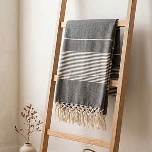 Manta a Rayas Tejida a Mano de 50x60 Pulgadas, Cubrecama de Algodón Acogedor, Cubre Sofá con Flecos, Textil Decorativo para Habitación - Product Image 4