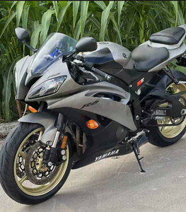 Moto sportive R6 haute performance, excellent état, démarrage à froid, quatre cylindres 600cc avec un son incroyable - Product Image 2
