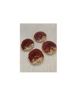 Ensemble de sous-verres en résine et bois faits à la main avec un design artistique moderne pour la décoration de la maison, la table basse, la table à manger et le bureau. - Product Image 5