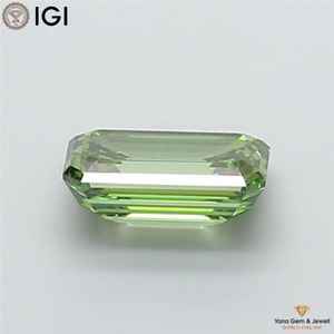 เพชร CVD เกรดสูงสุด ผลิตในห้องปฏิบัติการ สีเขียวแฟนซีสดใส ความสะอาดระดับ VS1 น้ำหนัก 2.00 กะรัต ทรง Emerald Cut ได้รับการรับรองจาก IGI สำหรับเครื่องประดับที่มีเอกลักษณ์ - Product Image 4