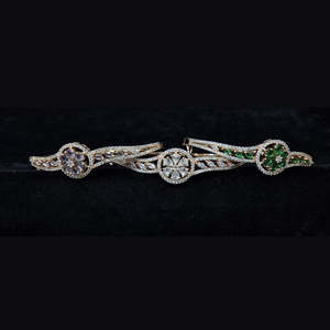 Bracelets et bracelets glamour en diamant américain plaqués or pour un usage quotidien et de fête - Product Image 1