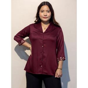 Chemise tendance pour femmes avec tissu doux et coupe moderne pour un style quotidien confortable, acheter directement auprès du fournisseur - Product Image 1