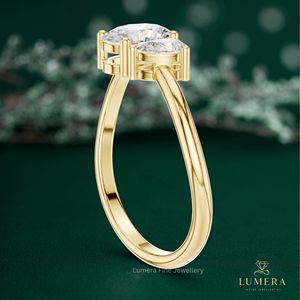 Anillo de Dos Piedras Estilo Toi Et Moi, con Diamantes Cultivados en Laboratorio, en Oro Amarillo, Forma de Pera y Óvalo, para Mujer - Product Image 4