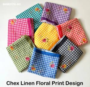 Colección de Sarees y Blusas de Lino Suave con Diseño Moderno de Alta Calidad, Estampado Digital Floral a Cuadros y Borlas, Exportador de Moda Femenina - Product Image 2