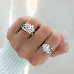 Anillo de Diamante Ovalado de 4 Quilates en Oro Real de 14k y 18k, Anillo de Compromiso con Bisel East West, Diamante Cultivado en Laboratorio CVD HPHT IGI, Fabricante - Product Image 3
