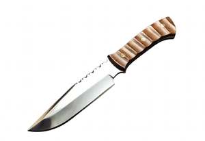 Couteau de chasse artisanal à lame fixe de type clip point, bord dentelé, manche en bois texturé personnalisé - Product Image 4