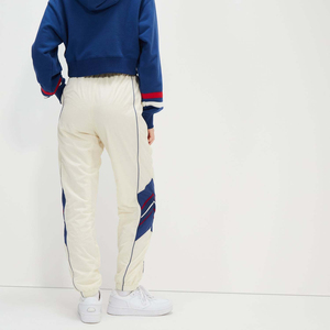 Conjunto Deportivo Jimenez de 2 Piezas para Mujer, Color Marfil, de Alta Calidad, Sudadera con Capucha y Pantalones Deportivos Transpirables - Product Image 4