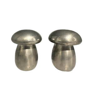 <b>Top</b> Selling Stainless Steel Salt Pepper Shaker Set of Two Tabletop <b>Silver</b> Finished Salt Pepper Metal Seasoning - Product Image 1