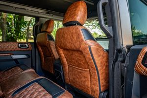 Ford Bronco Apocalypse Dark Horse 6X6 2022 Usado con Título Limpio - Product Image 2
