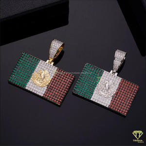 Colgante personalizado con la bandera de México en plata de ley 925 con incrustaciones de diamantes de moissanita de primera calidad - Product Image 3
