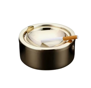 Nouveauté : Cendrier en métal brillant poli avec finition antique, idéal pour la maison et la voiture, fabriqué en Inde - Product Image 5