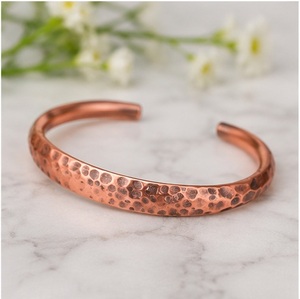 High Quality Pure Copper Hammered Bracelet Handmade Antique Copper Cuff Bangle Unisex Jewelry - Product Image 1