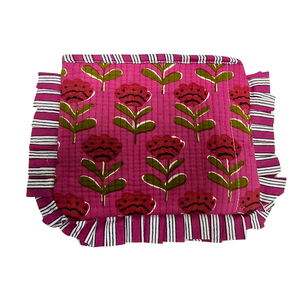 Cubierta de libro floral roja con estampado de bloques artesanales-Rosa - Product Image 1