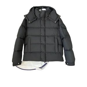 Chaqueta Acolchada Personalizada de Poliéster para Hombre, Diseño de Alta Gama, Estilo Urbano, Abrigo de Invierno con Capucha, Tela Brillante Tipo Burbuja - Product Image 1