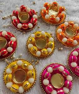 Plateau en fil de soie pour Haldi Kumkum avec bâtonnets de Tilak, Roli Chawal, Vati en métal, Décoration de Mandir pour Diwali, Favors de mariage indiens, Assiette artisanale - Product Image 5