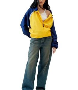 Chaqueta Cortavientos Impermeable y Transpirable Ecológica para Exteriores con Capucha de Poliéster Bordado para Mujer Tallas Grandes con Bloques de Color y Cremallera - Product Image 4