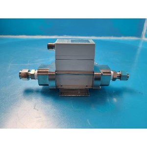 เซ็นเซอร์วัดการไหลของน้ำ AMAT PF2W720-03-27_SMC FLOW SWITCH ใช้แล้วตามสภาพเดิม อะไหล่อุปกรณ์เซมิคอนดักเตอร์รุ่นเก่า - Product Image 3